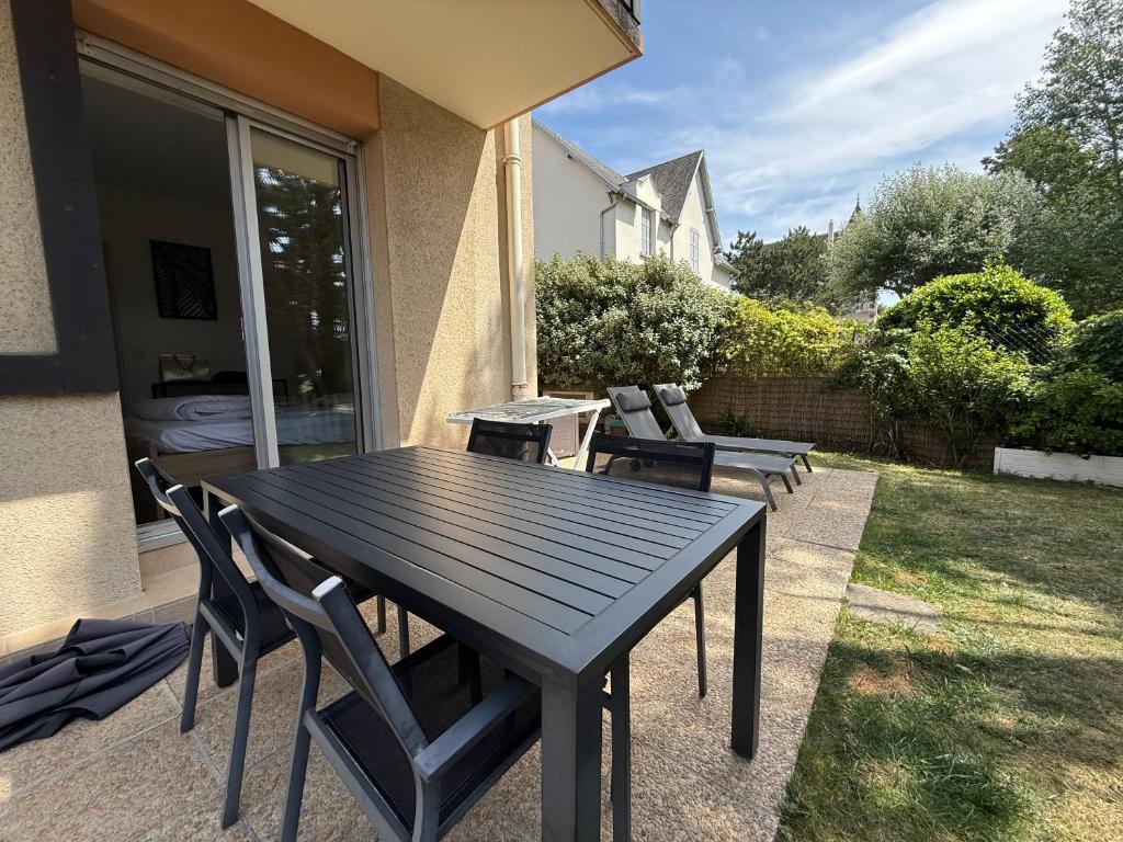 Charmant T2 à 2 min de la mer, avec Jardin Privé et clôturé, Parking, à proximité du Centre-Ville - 3