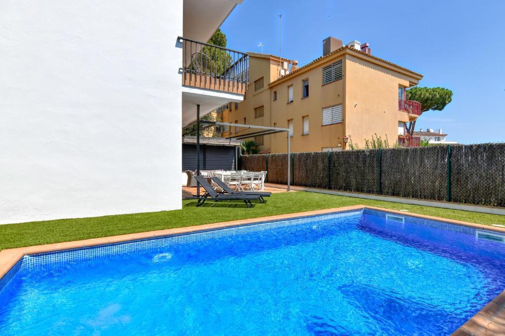 Villa Sierra with Private Pool - 3