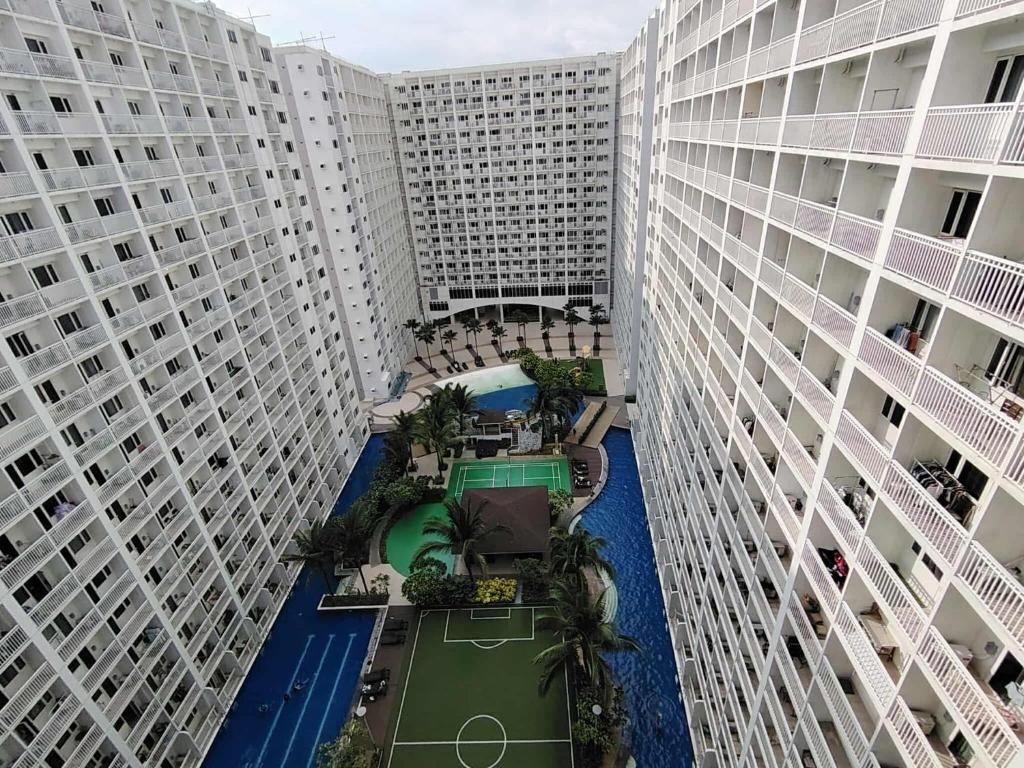 Shore 1 Residences Tower D near MOA and NAIA One Bedroom 3beds with balcony pool view, Manila