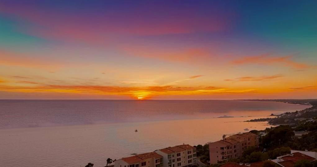 VUE MER EXCEPTIONNELLE !! Bien calme et lumineux sur la prestigieuse route des Sanguinaires à Ajaccio, Ajaccio