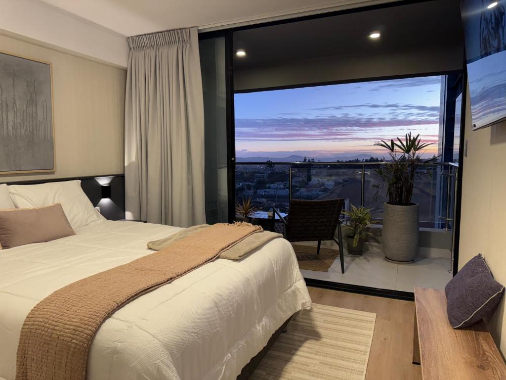 Luxury Tower Top Floor Apartment - 1