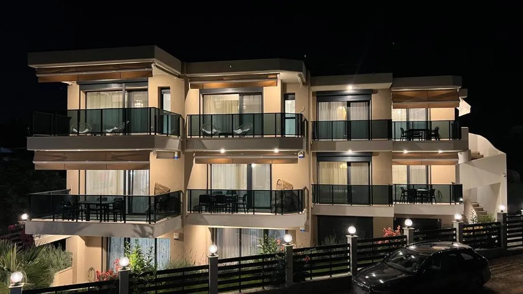 Galatea Suites, hotel en Kalivia Poligirou