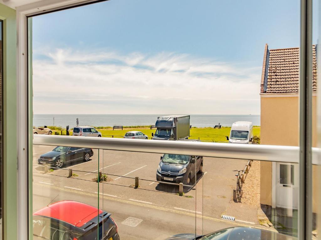 Rosie Lee By The Sea, Lowestoft