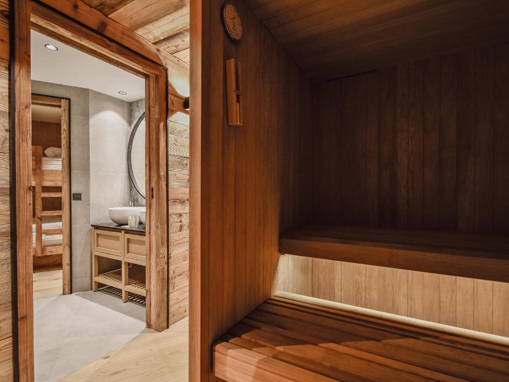 Chalet de location à Les Allues - FR-1-613-139 - 2