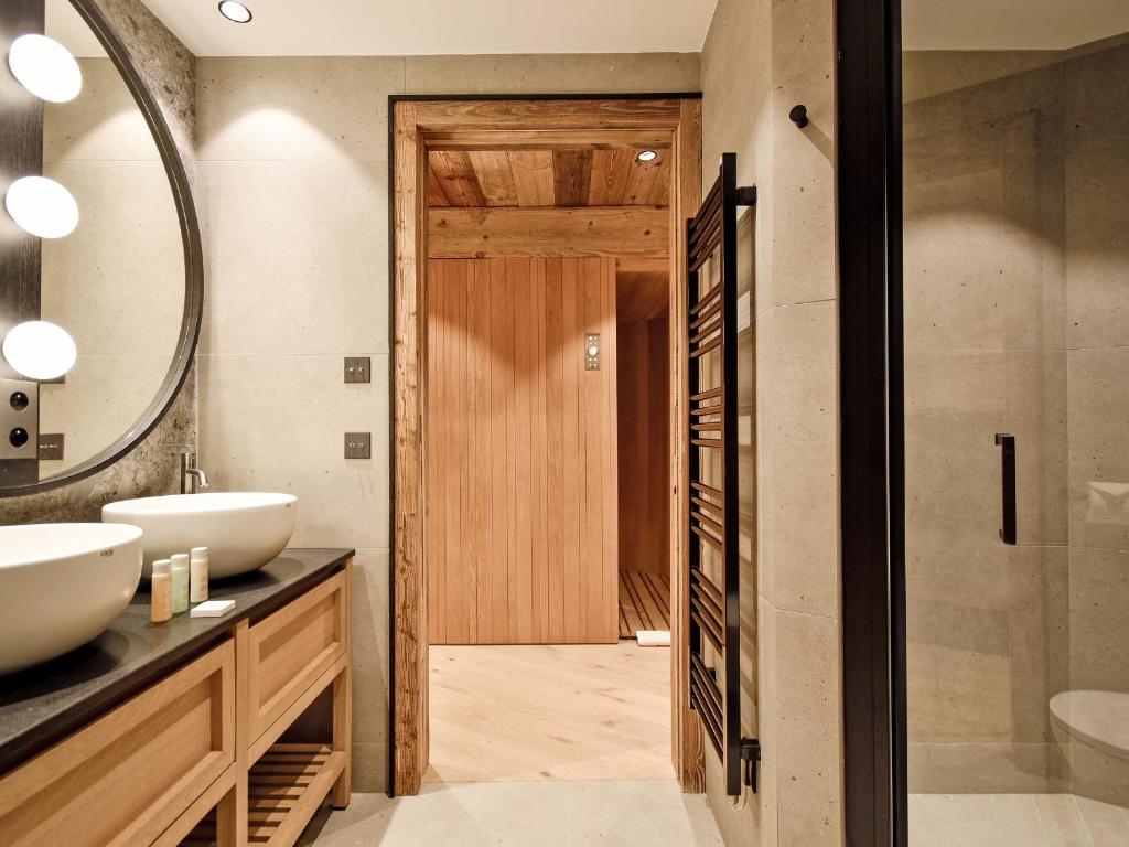 Chalet de location à Les Allues - FR-1-613-139 - 3