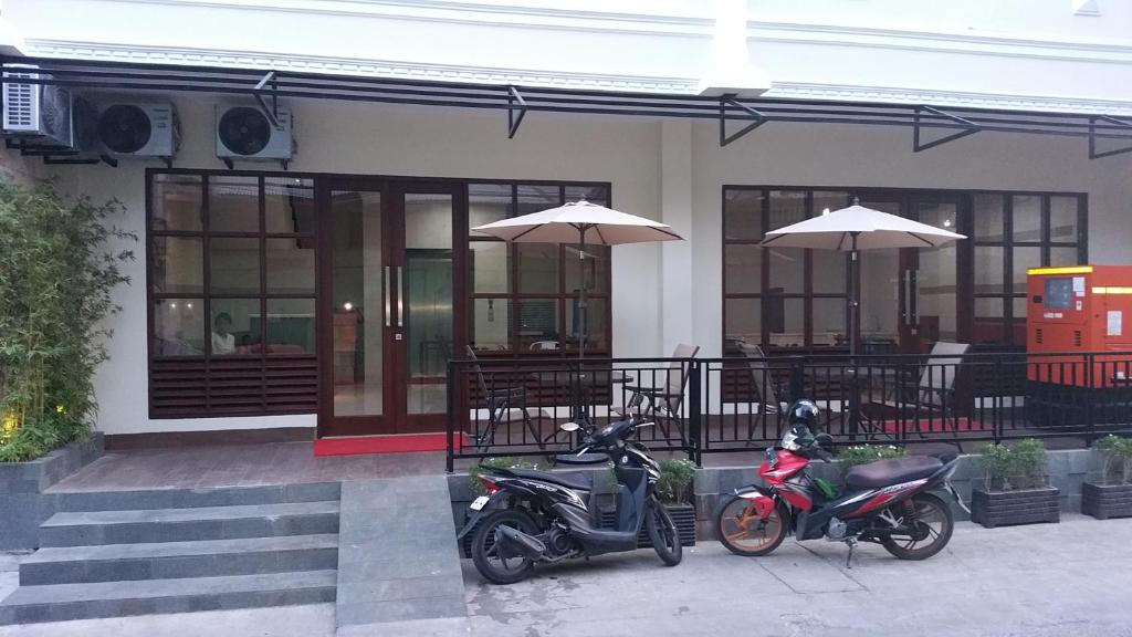 Legenda Beril Hostel, Makasar