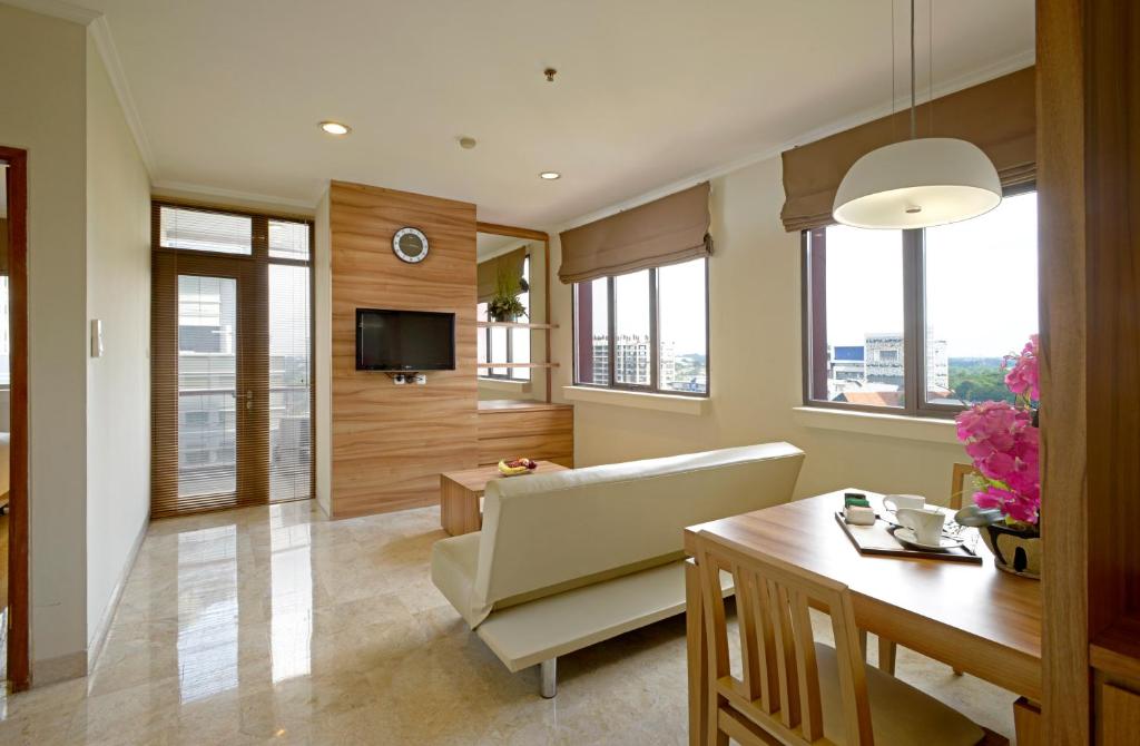 ミッドタウン レジデンス シマトゥパン ジャカルタ (Midtown Residence Simatupang Jakarta)