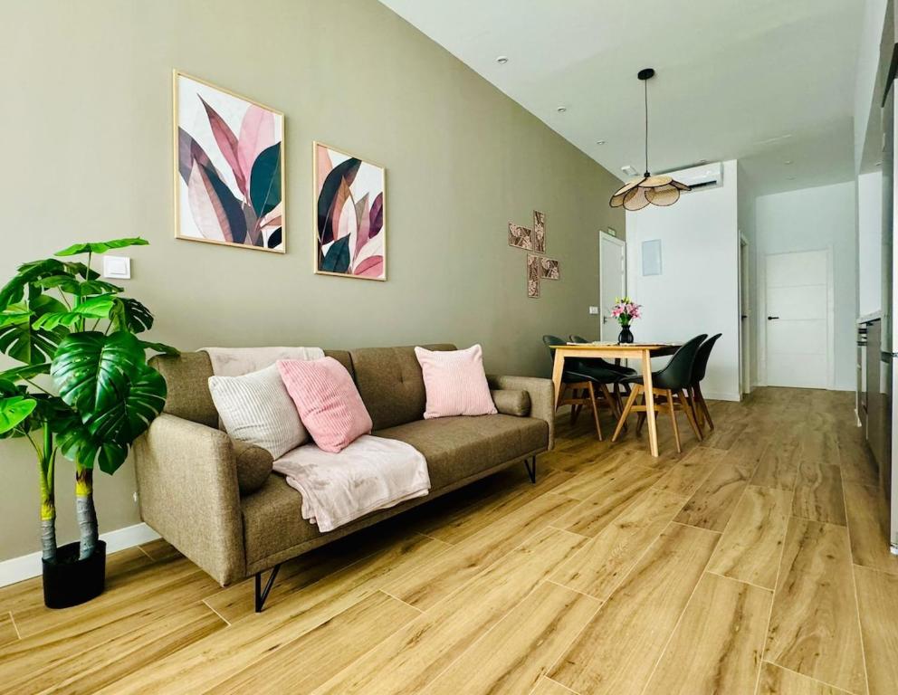 PLANAS 2 Design & Spaciousness with Terraza in Ruzafa SOHO, Valencie