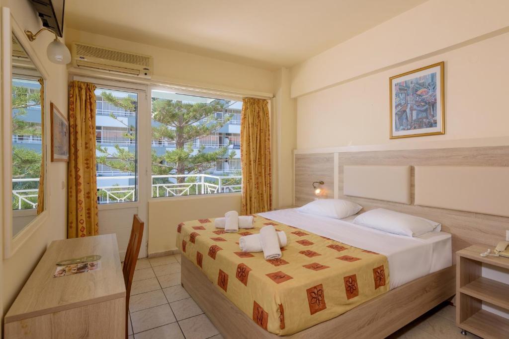 Eri Beach & Village Hotel — Hotel rooms in Hersonissos
