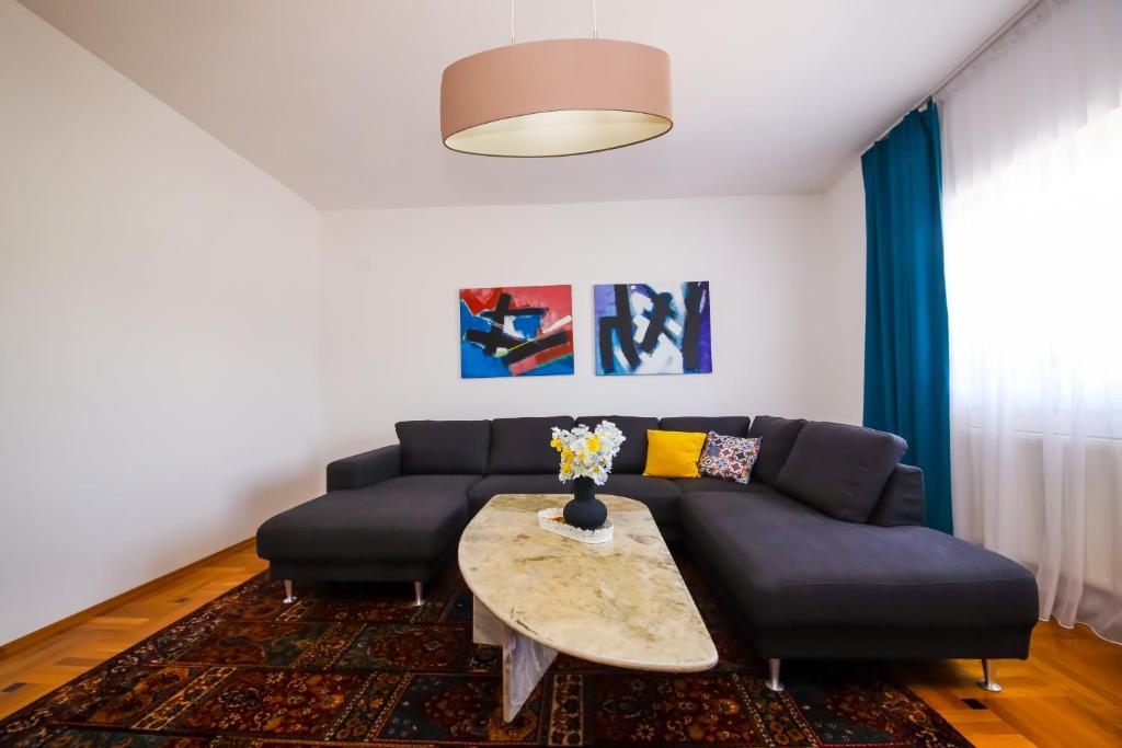Khalilah Apartment 3 - 5