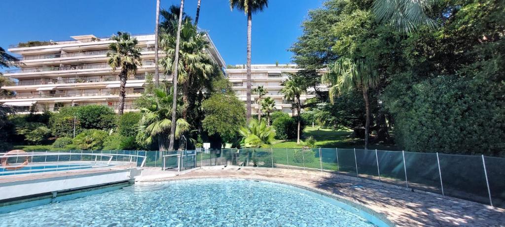 Cannes - City Centre - Sea View - Swimmingpool - Parking, Cannes