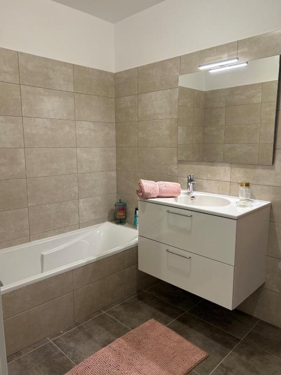Beautiful Appartment Les terrasses de Torretta room sea view Ajaccio - 3