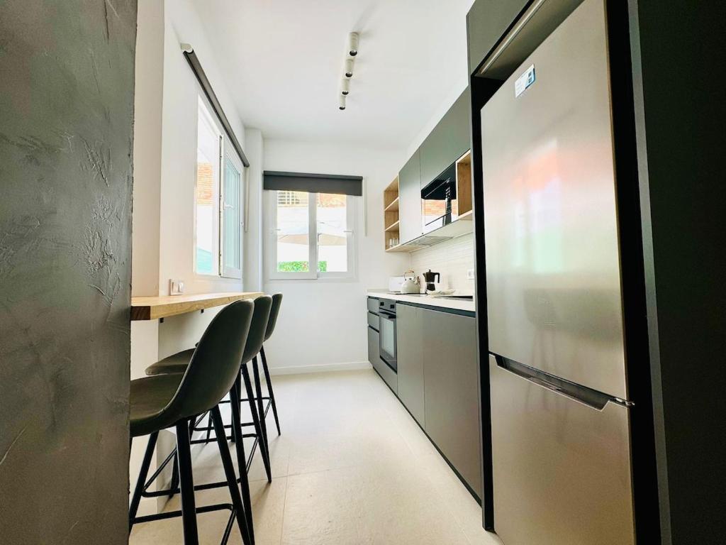 PLANAS 3 Designer Aparment with Terraza in Ruzafa SOHO - 2