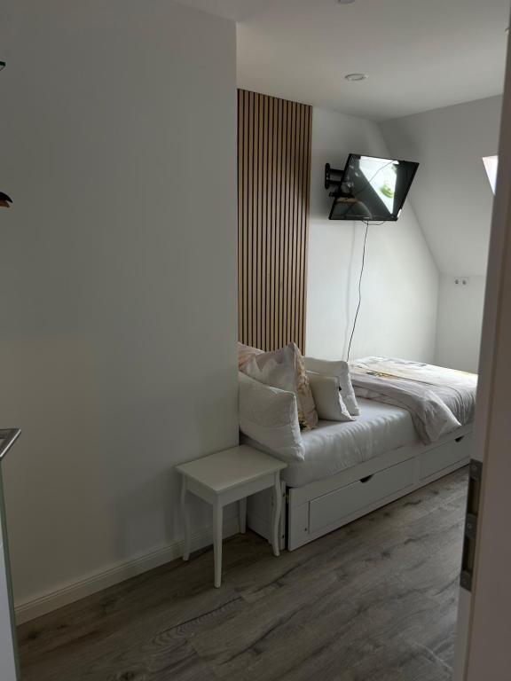 Zimmer mit Küche und Bad, Wedemark