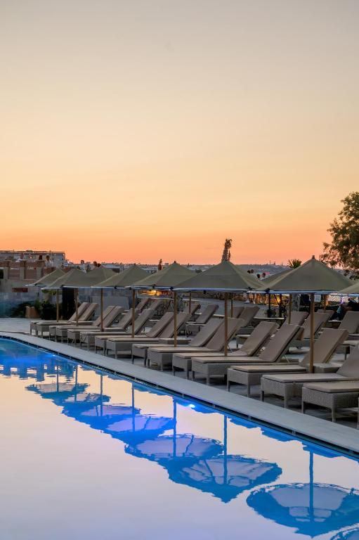 Eri Beach & Village Hotel — Swimming pool in Hersonissos