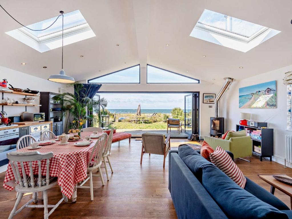 2 Bed in Whitstable WCC19, Whitstable