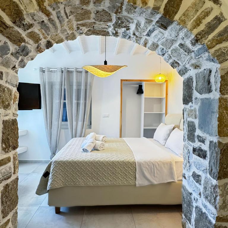 Cordiale Mykonos, Ornos