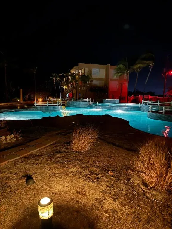 Condo Ocean View from Balcony Swimming Pool Playa Sucia，位于卡沃罗霍的酒店