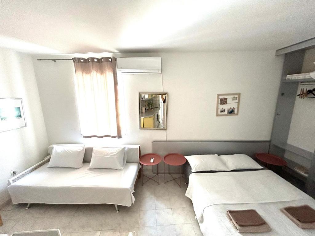 Budva Old City Central Studio Private - 4
