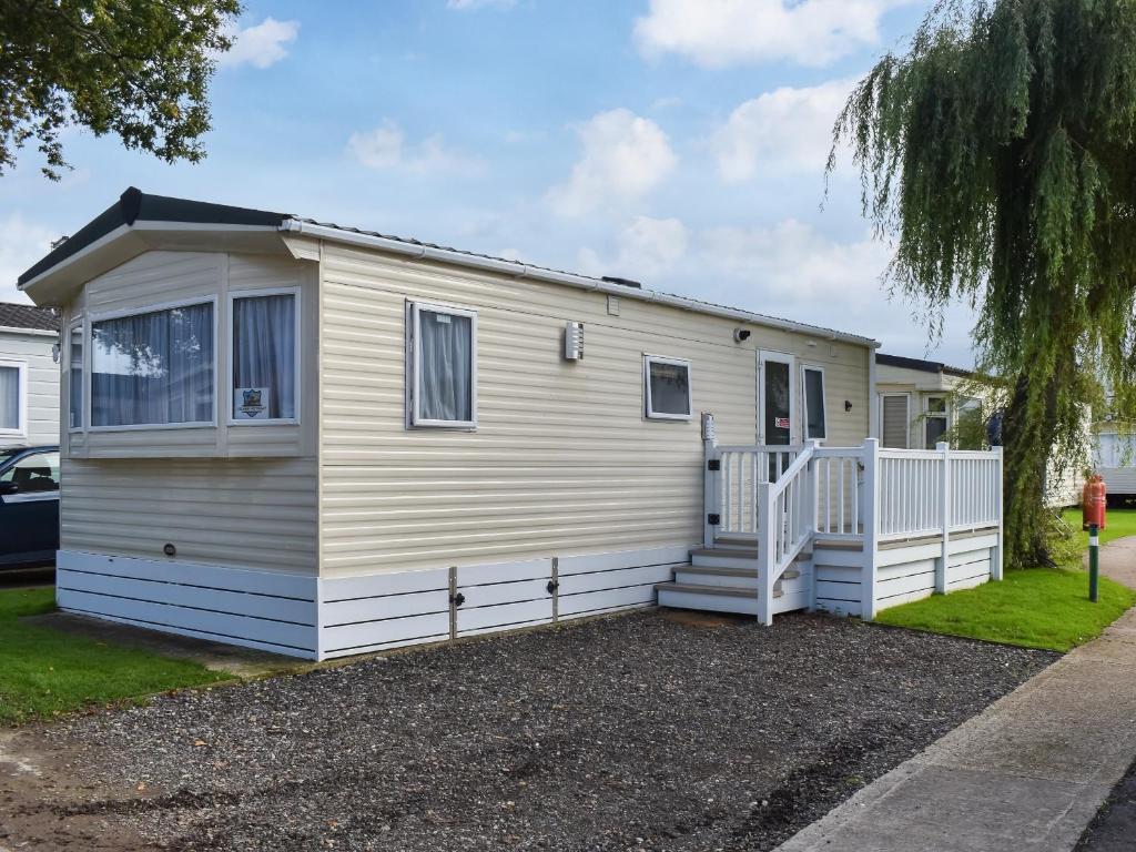 Island Retreat, Sandown