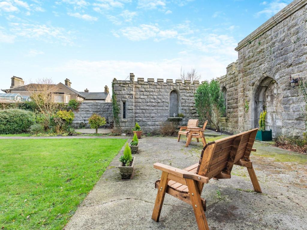 Uk46865 - Helvellyn, Ulverston