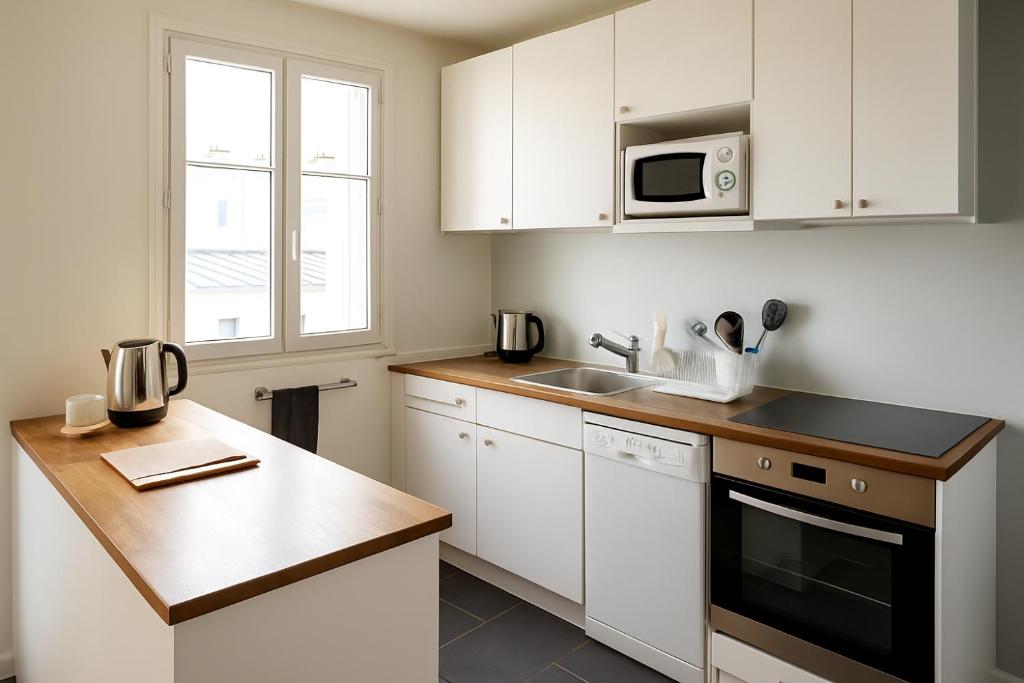 Sunny Serenity: 2-room Charm in Boulogne - 3