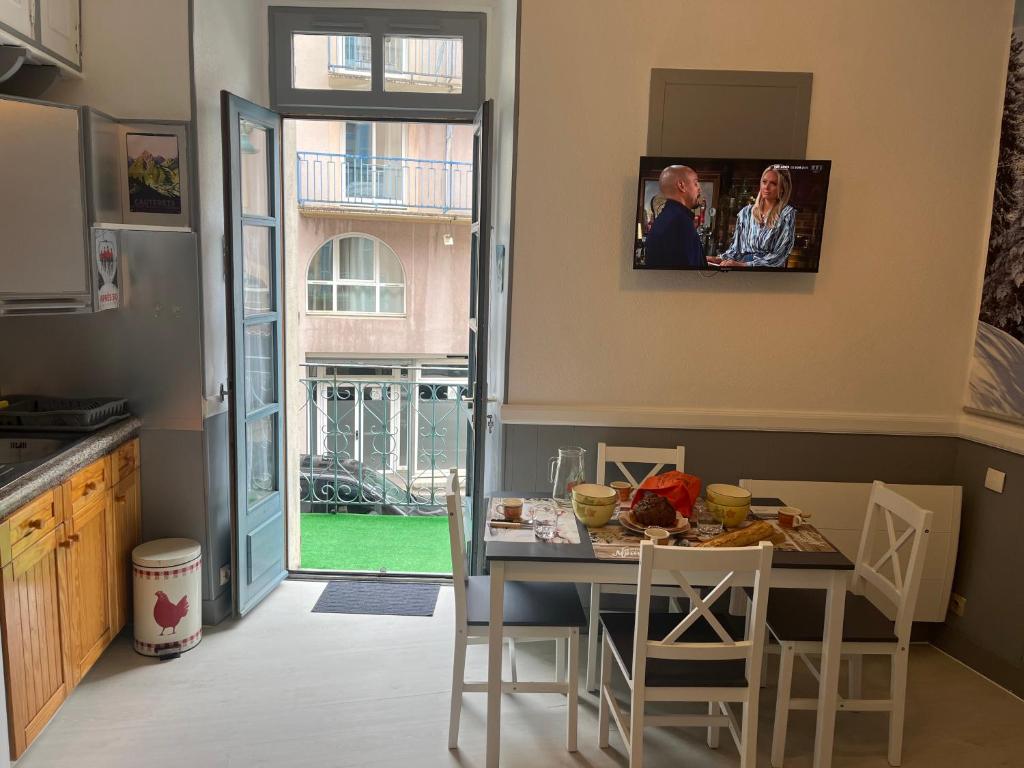 Studio 4 personnes plein centre - 3