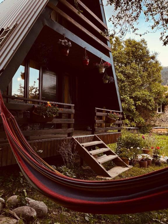 Cottage Mida, Mestia