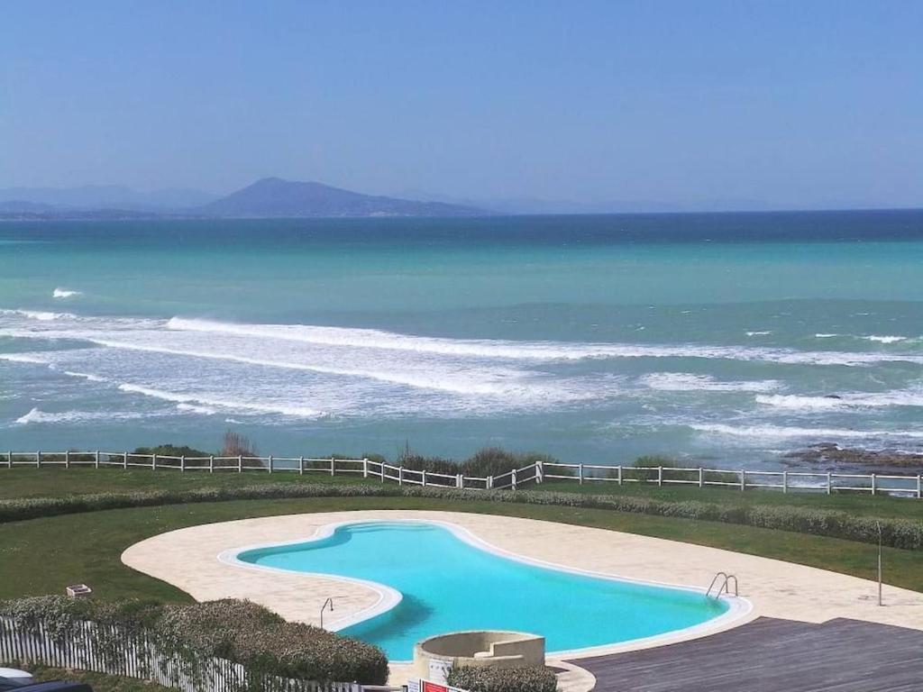 BIARRITZ-Face Mer-Appt T3-Plages-Piscine-Tennis - 2