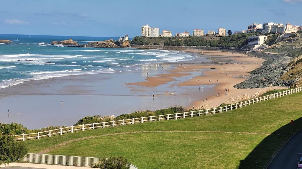 BIARRITZ-Face Mer-Appt T3-Plages-Piscine-Tennis - 4