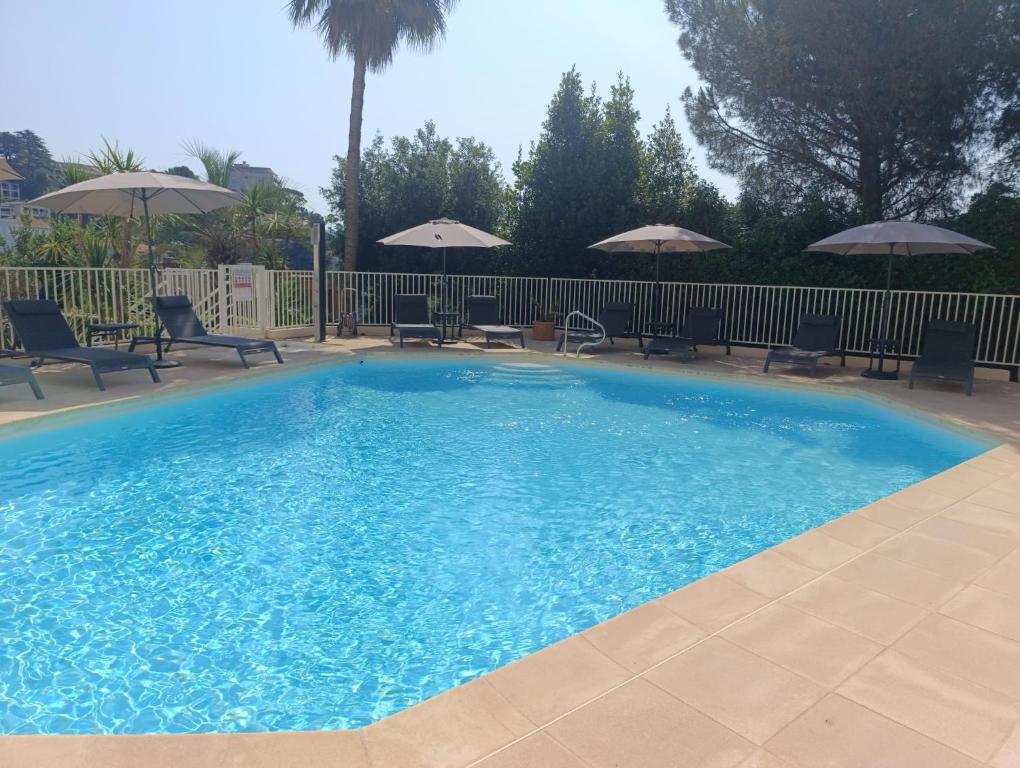 Résidence de luxe Sun Paradis, Studio terrasse, vue Mer Piscine - 1