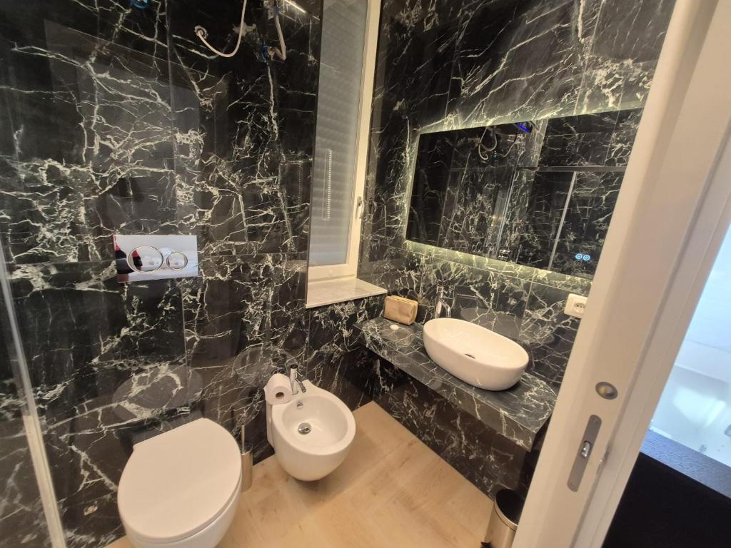Gran Duca Santo Stefano Suite ZONA CASALE VICINO AEROPORTO - 5
