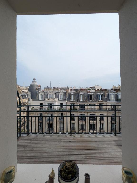 Eiffel Pearl - 5