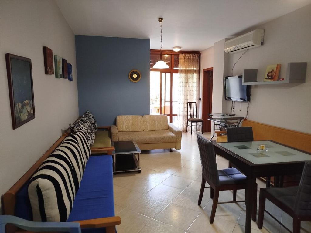 Sea view apartment on the coast, Durrës