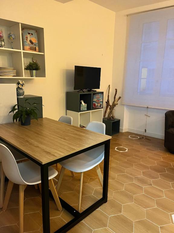 T2 cocooning Toulon center-4 people - 1
