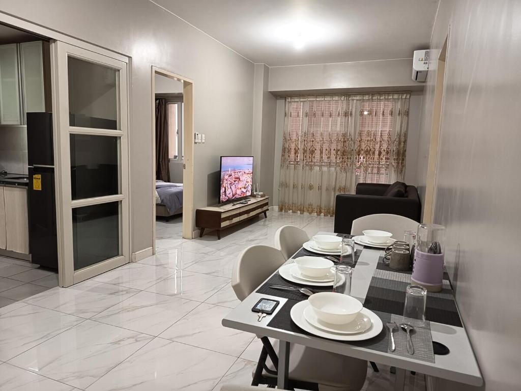 Condo MOA with pool access WS811, Manila