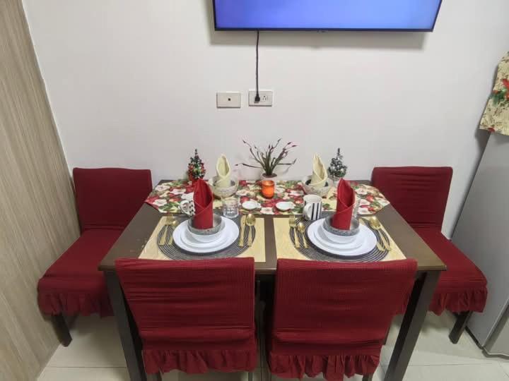 The Golden Shore Suites, Manila