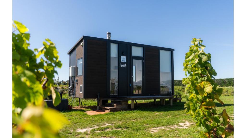 Riesling Cabin by Tiny Away, Burnham