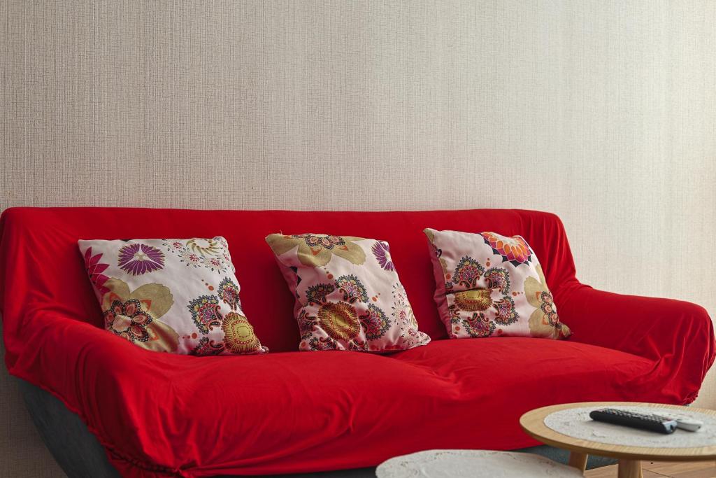 Spacious and Comfortable Apartment with Parking - 3