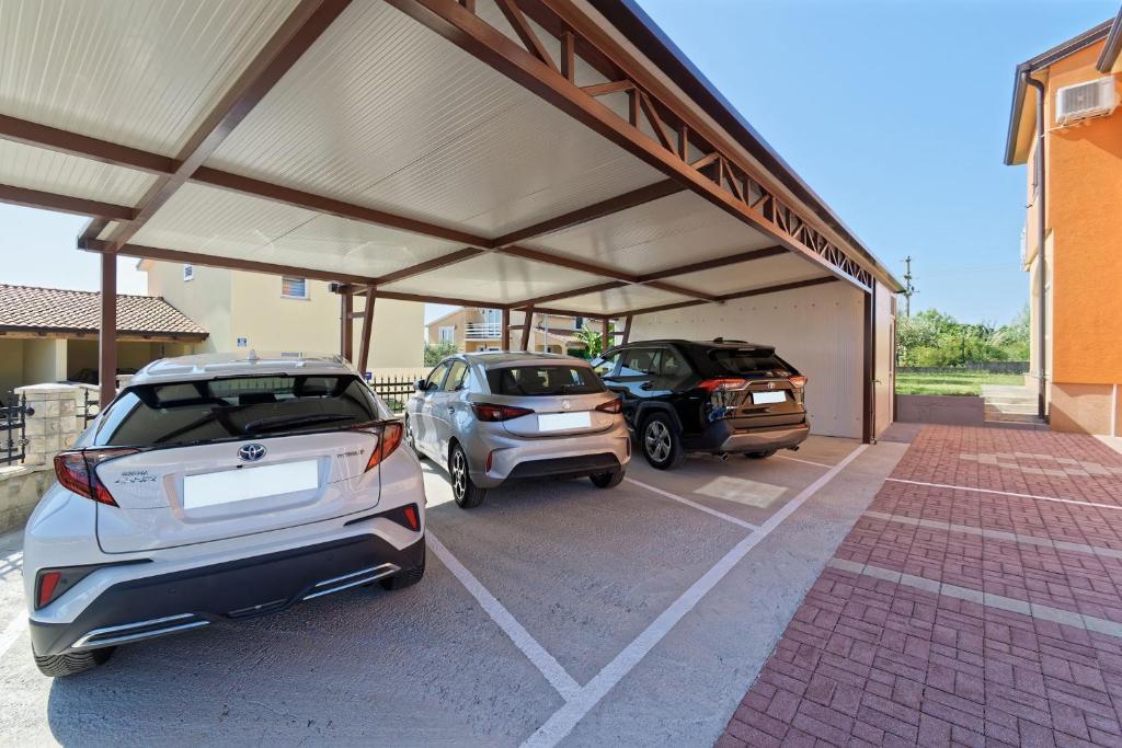 Apartments Kaja by Rent Istria 전경