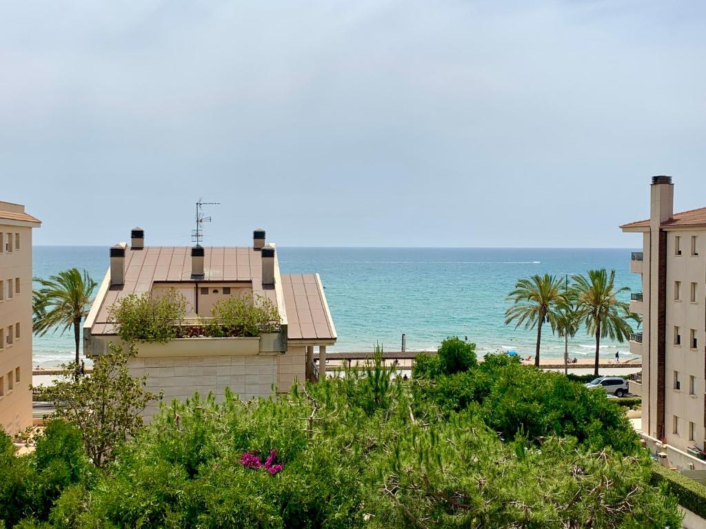 Penthouse w/ sea view, pool & beach - 5