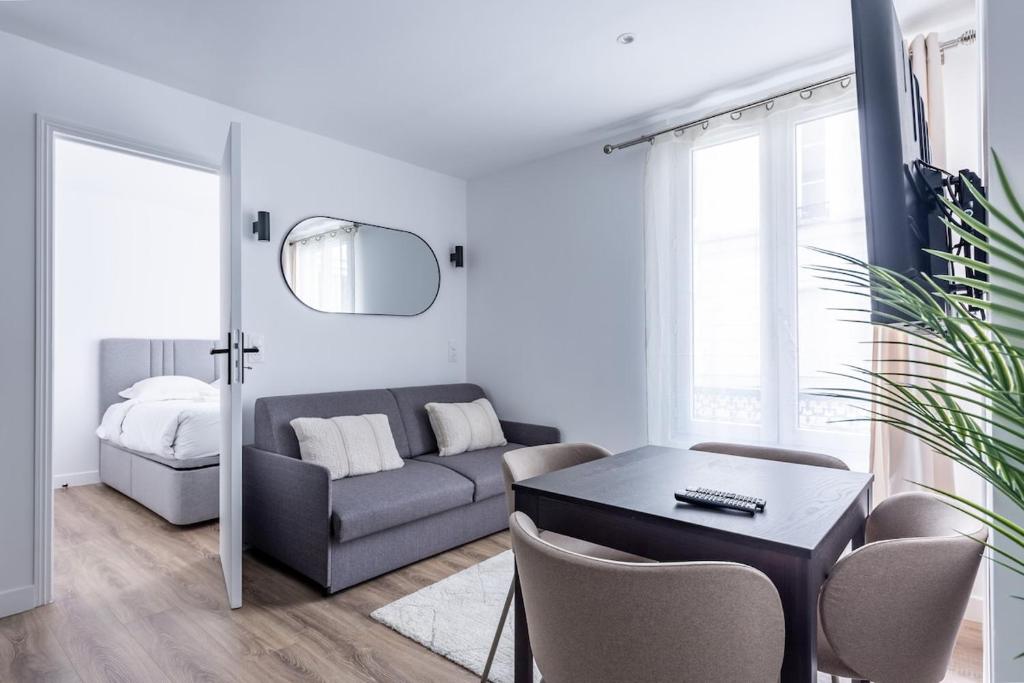Chic 4-Star Studio Only 10 Minutes from Le Marais - 2