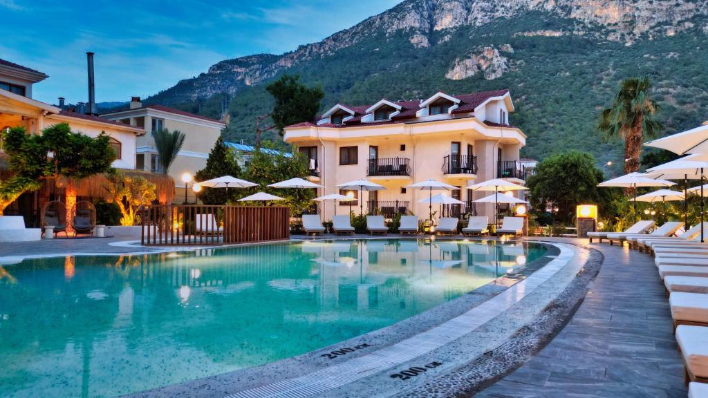 Ata Lagoon Beach Hotel — Swimming pool in Ölüdeniz, Mugla
