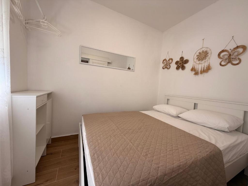 Itana by the sea - 5