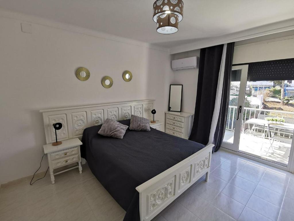 Apartamento acogedor a 400m de la playa en Llançà, con terraza y baño hidromasaje - ES-89-135 - 5