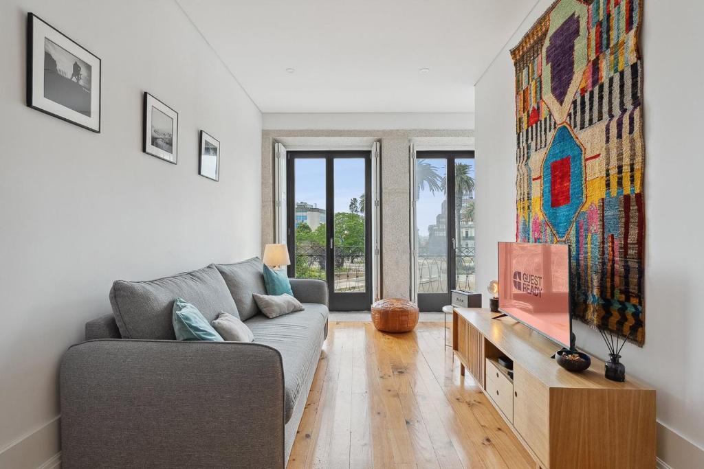 GuestReady - Explore Porto from a prime location, Porto