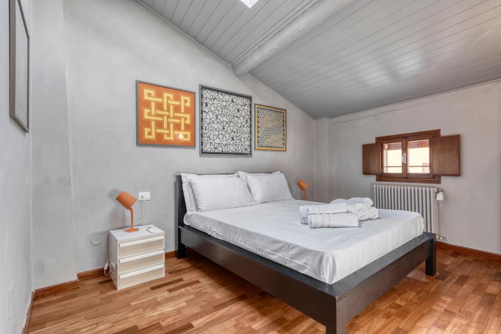 Santo Stefano Loft con Terrazzo - 5