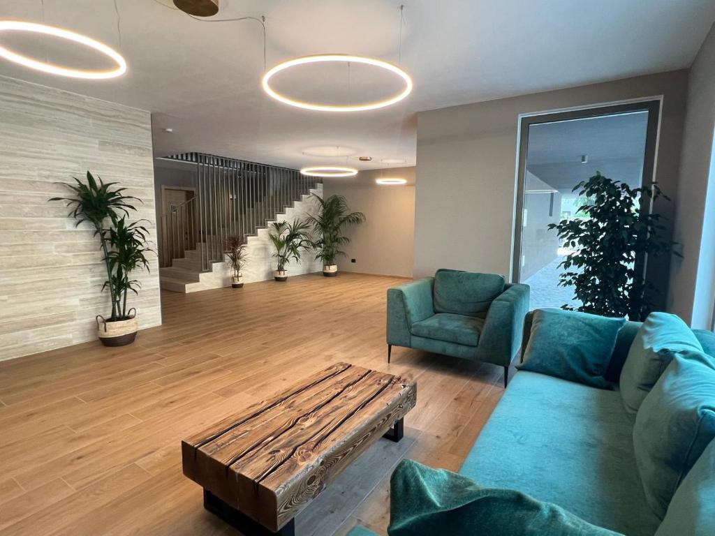 YUGOGO PETRARCA 1 - BILOCALE CON BALCONE, Trento Centro, Trento