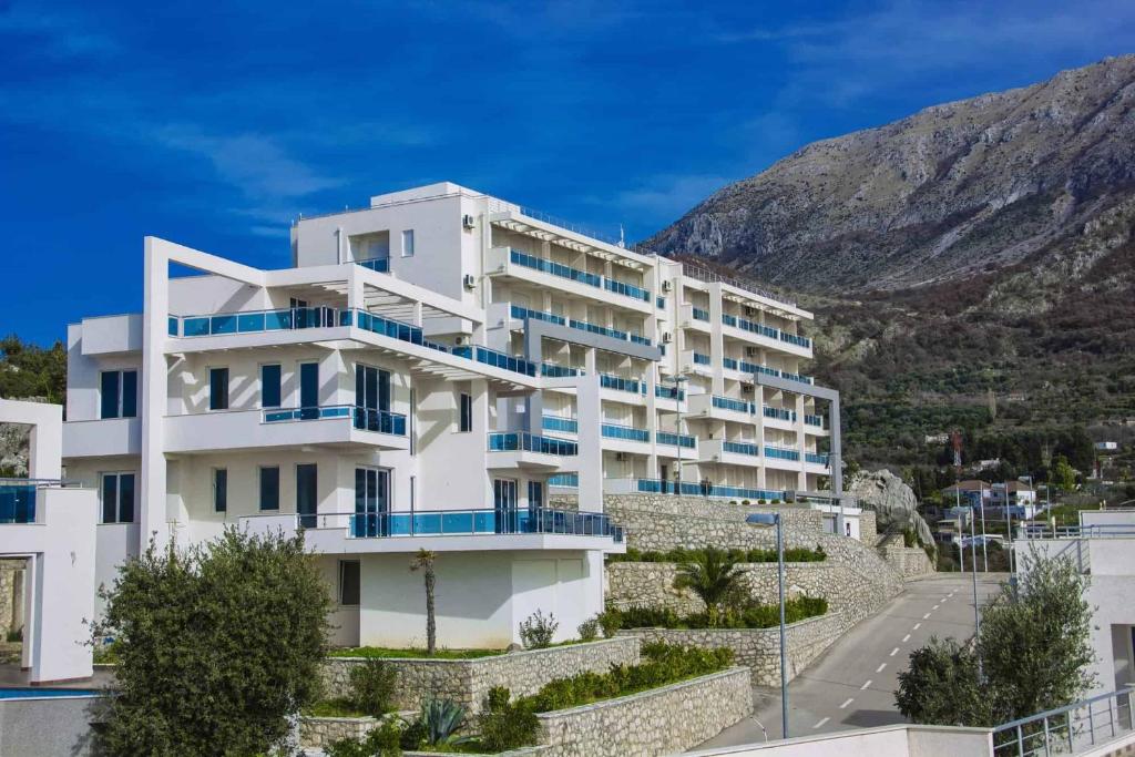 VISTA Kalamper MONTENEGRO - 1