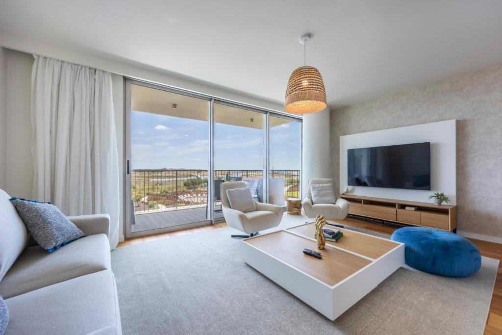 Bayline - Bhyat Luxe Apartment, Armação de Pêra